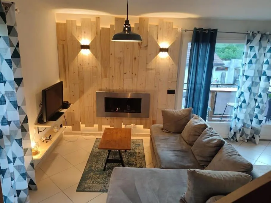 Apartment Pied Des Montagnes Proche Du Lac D'Annecy Evires France